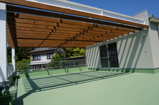 津波災害時の避難場所も兼ねた屋上テラス1